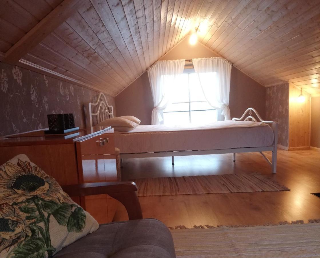 Kelluka Holiday House Parispea ภายนอก รูปภาพ